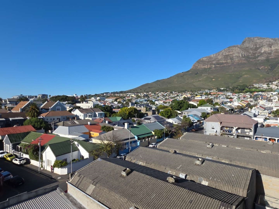 2 Bedroom Property for Sale in Woodstock Western Cape